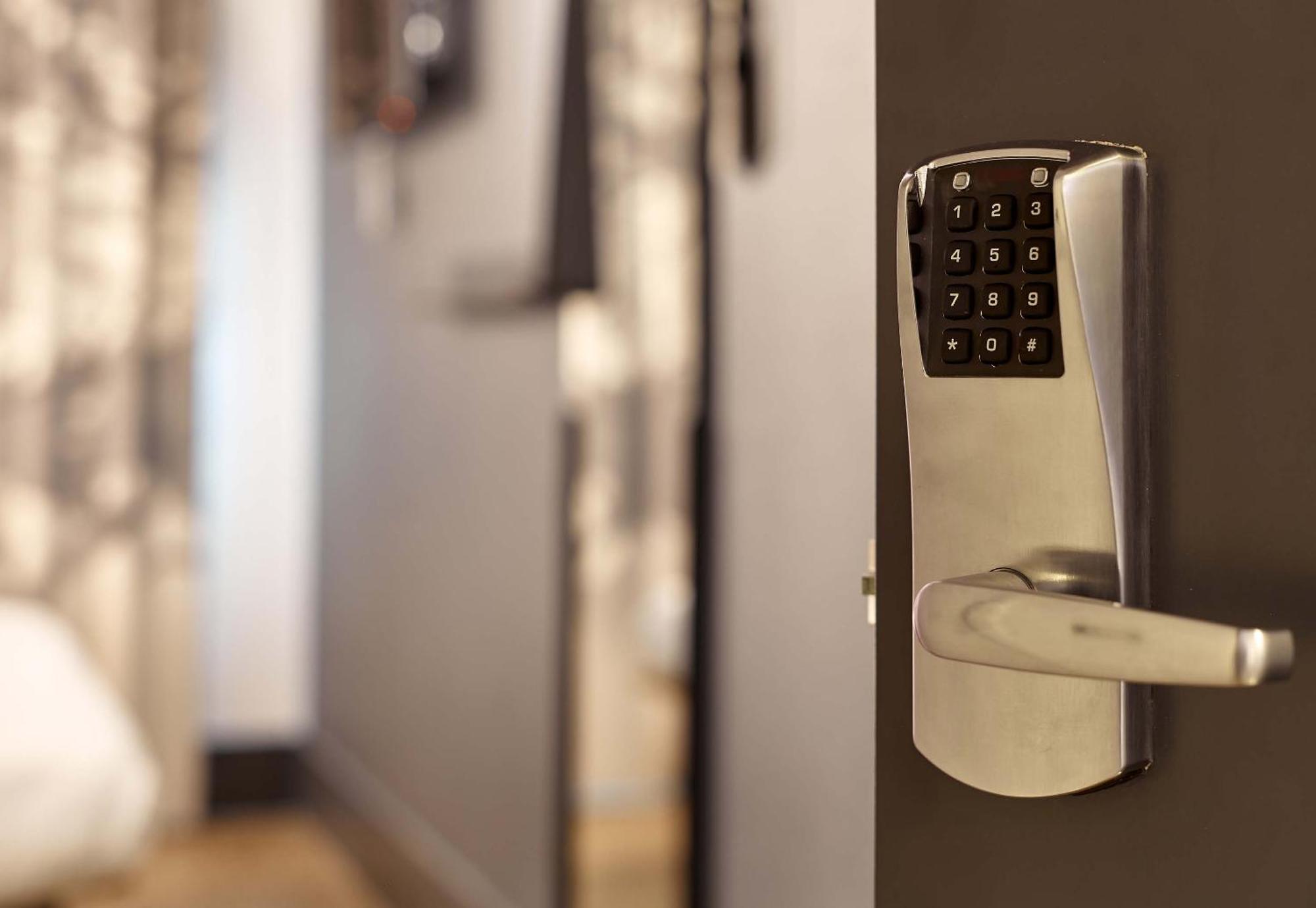 B&B Hotel Morlaix Saint-Martin-des-Champs  Екстериор снимка