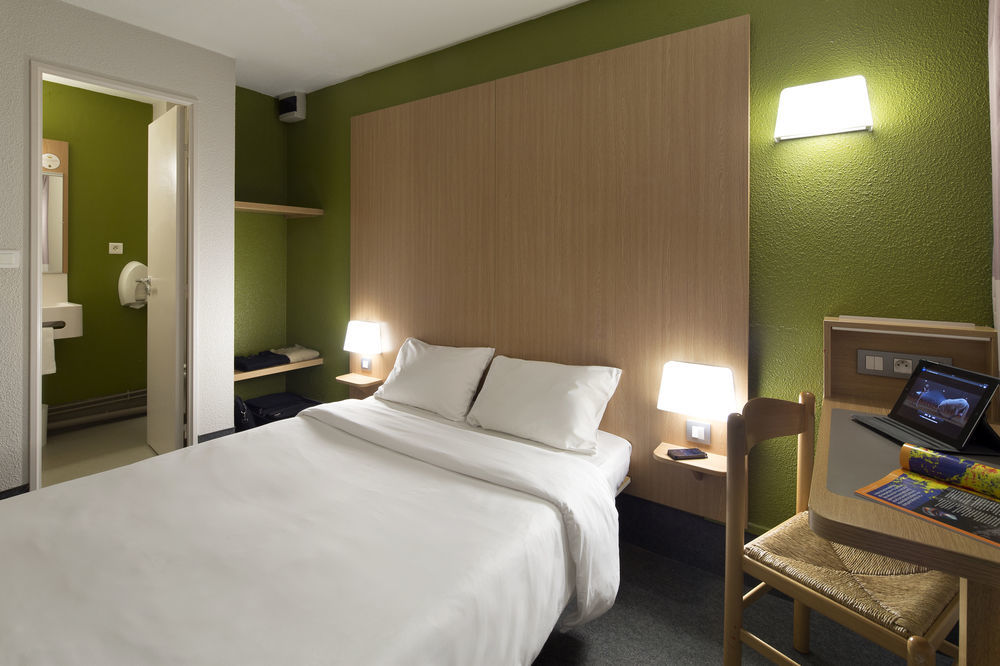 B&B Hotel Morlaix Saint-Martin-des-Champs  Екстериор снимка