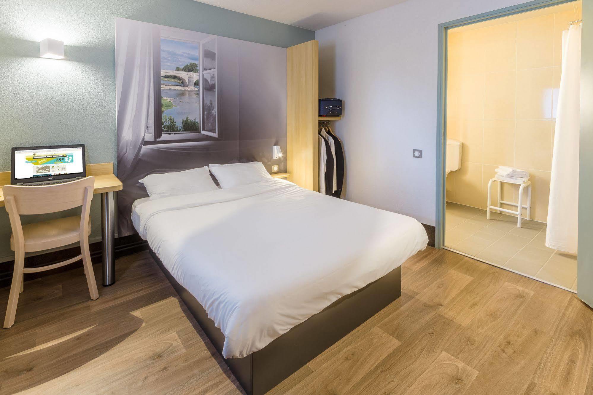 B&B Hotel Morlaix Saint-Martin-des-Champs  Екстериор снимка