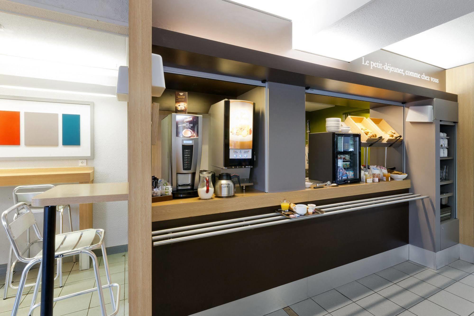 B&B Hotel Morlaix Saint-Martin-des-Champs  Екстериор снимка
